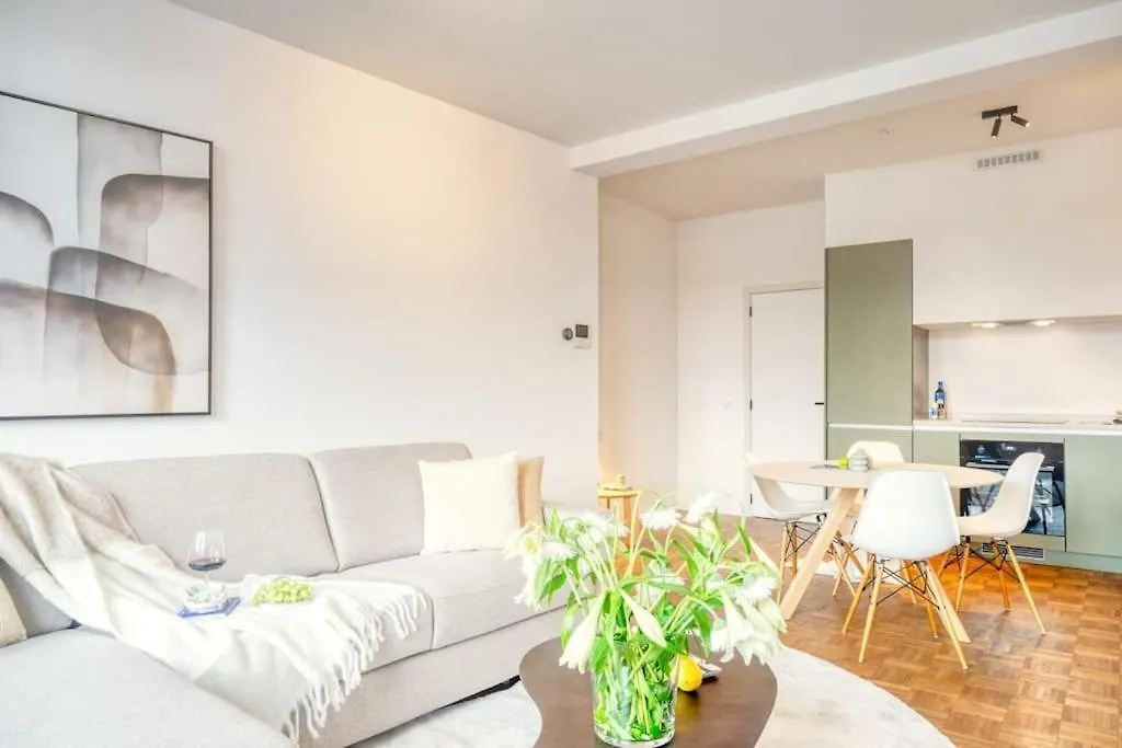 Apartment Magical Renovated Home In Antwerp